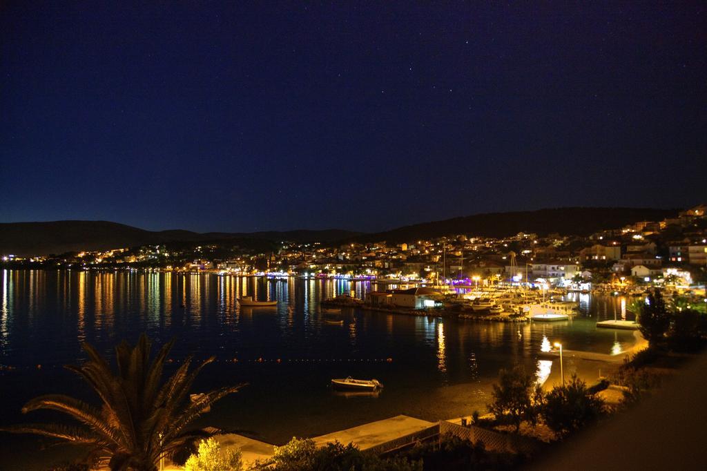 Apartment Villa Bralo Trogir Quarto foto